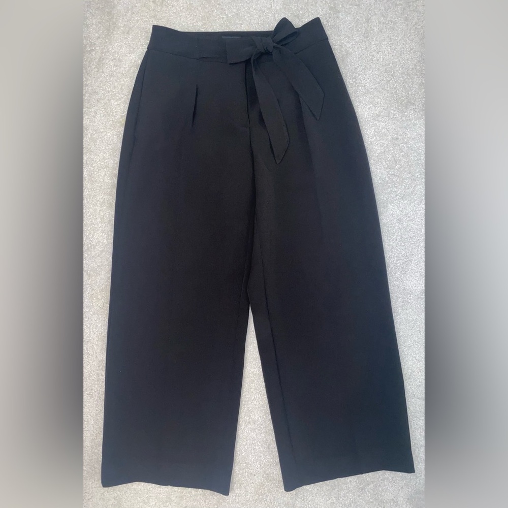 WHBM The Wide Leg Crop Pant